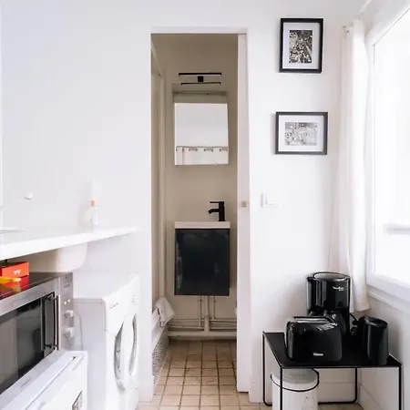Διαμέρισμα Unique And Bright Studio In